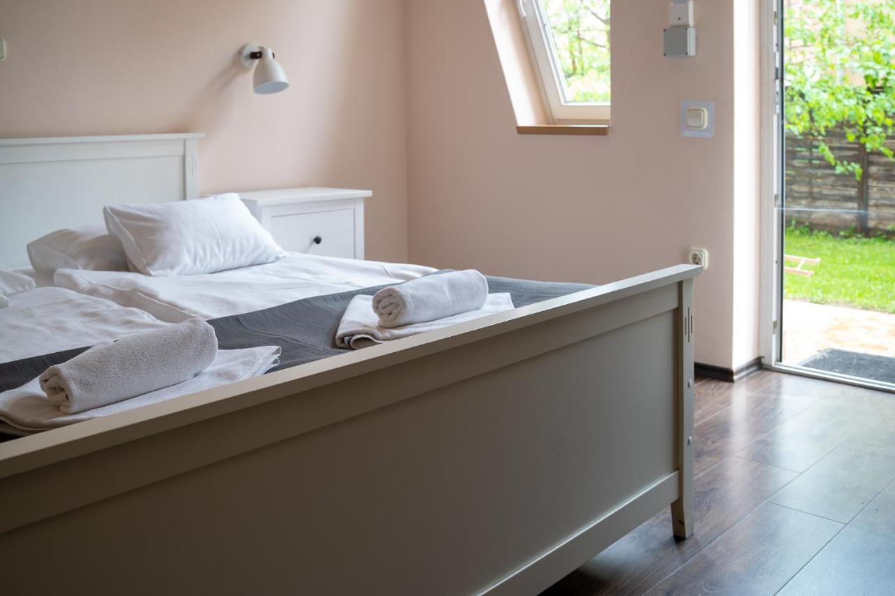 Accomo Apartmanhaz Шіофок Екстер'єр фото