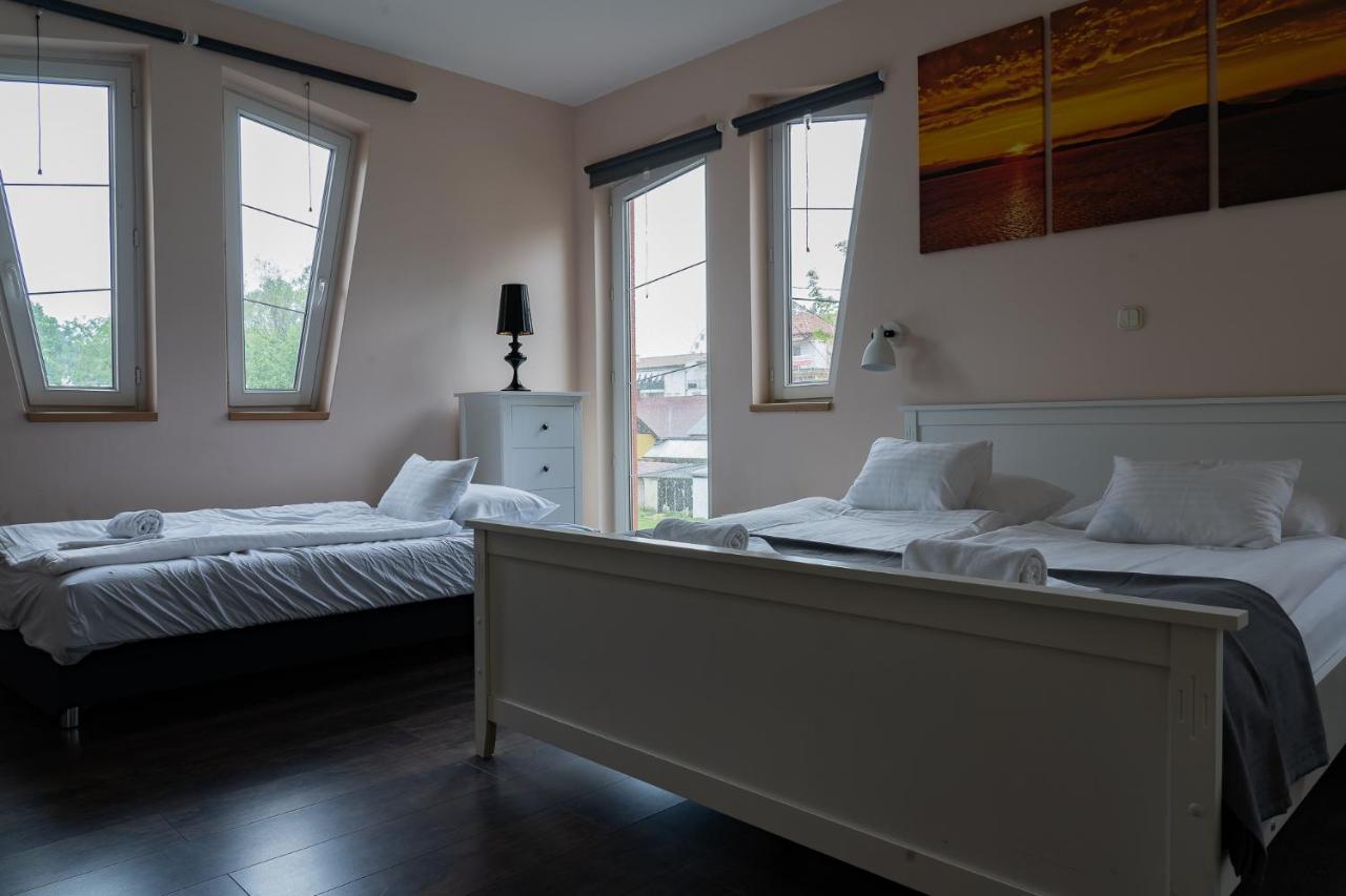 Accomo Apartmanhaz Шіофок Екстер'єр фото