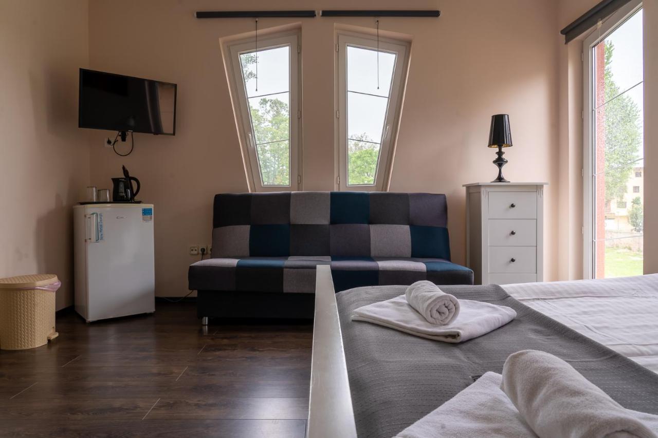 Accomo Apartmanhaz Шіофок Екстер'єр фото